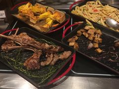 -圣丰索菲特·2 On 988 Café 自助餐厅