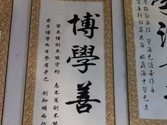 -荒岛实景沉浸密室(江汉路1店)