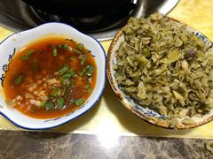 蘸料配菜-石灰市毛记烧鸡公(解放碑店)