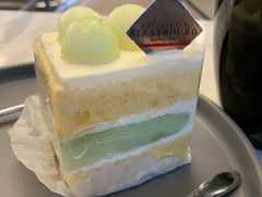 哈密瓜生奶油蛋糕-Bracket Coffee(银河SOHO店)