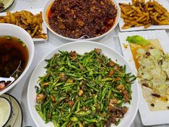 -倪氏兄弟尖椒鸡(云报华府店)