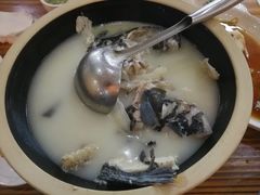 -美顺香食府鱼头老店(雪野湖店)
