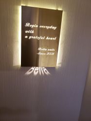 -BELLAREAL新美社