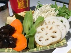 -三江源活鱼现烤(维多利摩尔城店)