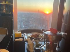 -唐拉雅秀酒店-西锦汇空中BBQ·思创餐厅