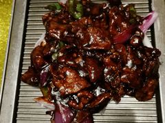 铁板黑椒牛柳-大鸭梨烤鸭(金色漫香店)