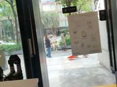 -Dogi&kiki Coffee(中心商务大厦店)