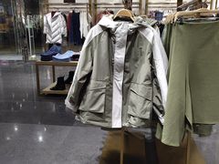 -URBAN REVIVO(济南世茂广场店)