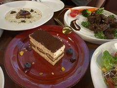 -mordew加州日记西餐&小酒馆(新天地店)