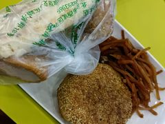 芝麻烧饼-老回回小吃(百万庄店)