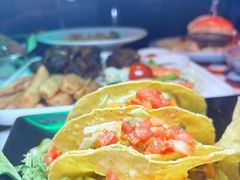 -鲨鱼美式餐厅酒吧Sharky