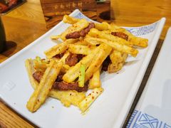 牛干巴炒藕条-云海肴·云南小炒·汽锅鸡(天津国金汇店)