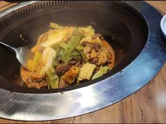 -山河屯铁锅炖·非遗东北菜(南山店)