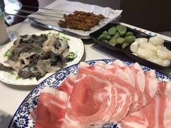 -一只羊·铜锅涮羊肉烧烤