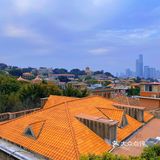 吃：美食比较清淡 适合沿海的人口味穿着