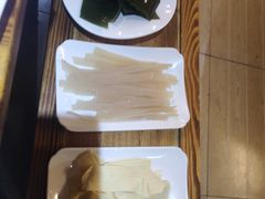 -味仙疯美蛙鱼头(清扬路总店)