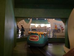 -小镇影院迪士尼小熊Duffy与他的朋友合影地