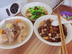 -鲸励母婴月嫂(望京店)