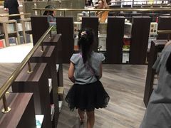 -钟书阁(群光广场店)