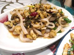 -钟记家菜(红专南路店)