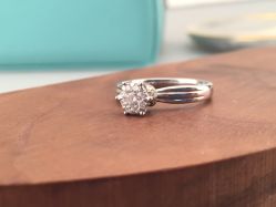 -威德钻石-克拉钻大本营(南京东路店)