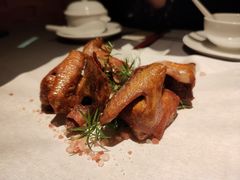 海盐焗乳鸽-小炳胜(卓悦中心店)