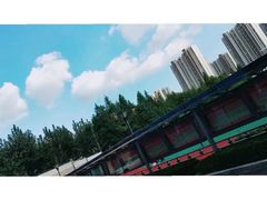 -上海市工商外国语学校