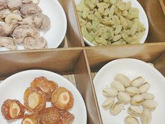 -揽季锅物会·海鲜姿造(五四路店)