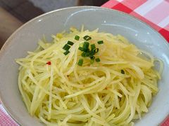 -韵味湘肴·小炒黄牛肉(五一广场美食地标店)