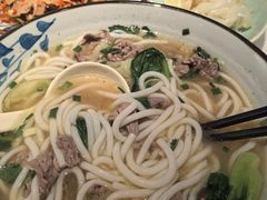 -鑫花溪牛肉米粉(凤凰街创始总店)