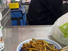 -珠宝街老左杂酱面馆