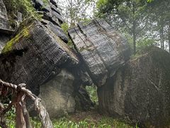 -梭布垭石林景区