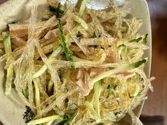 -亮亮面馆(经六路店)