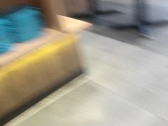 -灵芝妹子海鲜米线(劳动公园店)
