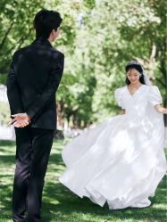 -蒙太奇婚纱摄影(万达店)