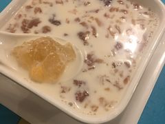 -蜜糖甜品铺(朝一村民公寓店)
