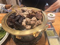 -蒙艾里民族传统菜蒙餐