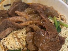 -金杨拉面王小吃面馆·牛三宝面·红烧牛肉粉