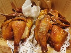 -临界音乐酒馆·小龙虾·江湖菜(华熙LIVE·鱼洞店)