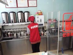 -沪上阿姨鲜果茶(华新大街店)