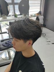 -宫铭烫发染发接发店
