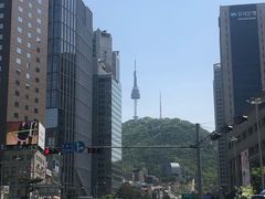 -BHC炸鸡(明洞总店)