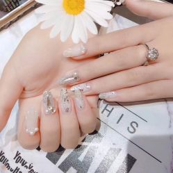 -慕拉美甲美睫皮肤管理