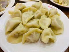 猪肉白菜鲜菇-东北大馅手工水饺(较场口永辉超市)