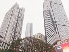 -观音桥步行街