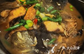 Braised Sea Bass in Pot