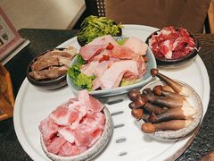 -得意咚瓜·顺德鱼生·冬瓜火锅(深圳首店)