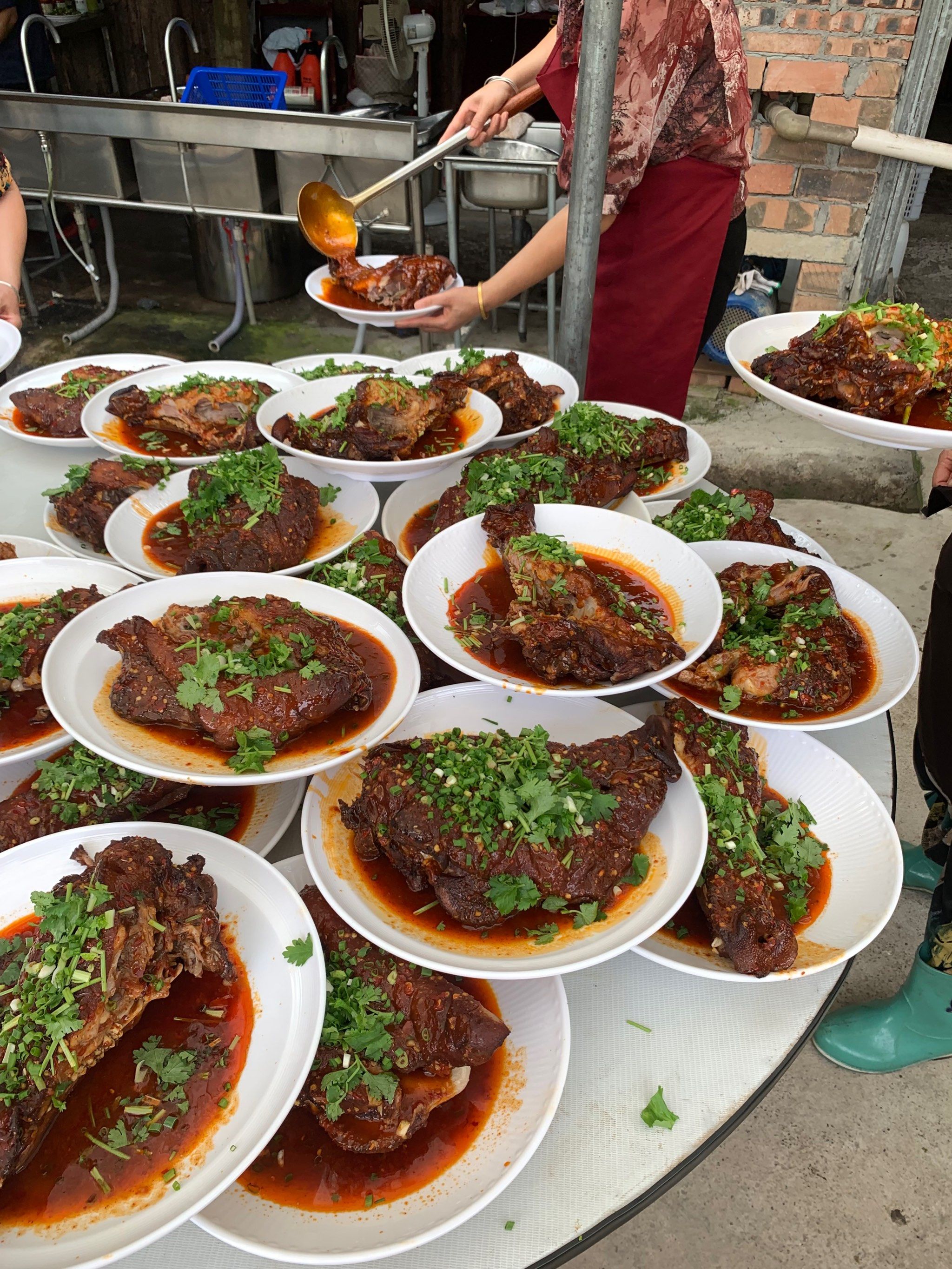 现在吃酒席一点都不期待,总觉得哪里不对