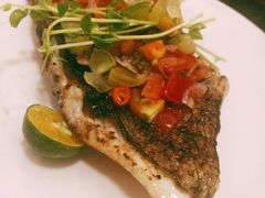 布纳肯岛烤鱼-THE PAWON·8碗(古北SOHO店)