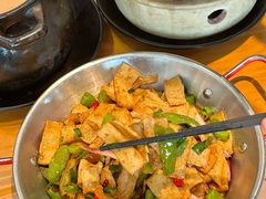 -莲餐厅·湖北菜·潜江小龙虾店(愚园路店)